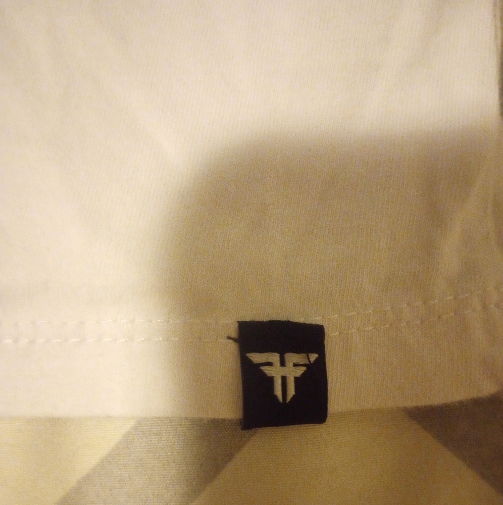 Fallen Tshirt - Picture 2 of 4